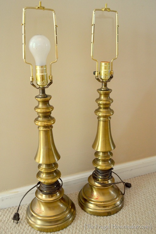 Yes you can spray paint those thrift store brass lamps!
