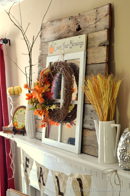 Fall mantel with pallet wood