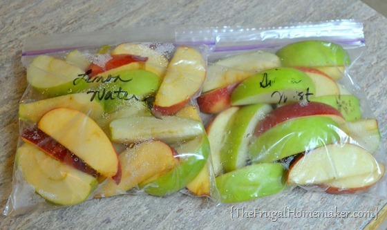 How to prevent apple slices from browning