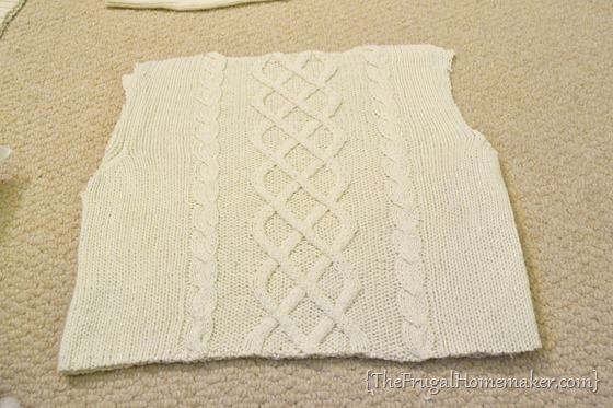 DIY Upcycled Sweater pillow tutorial
