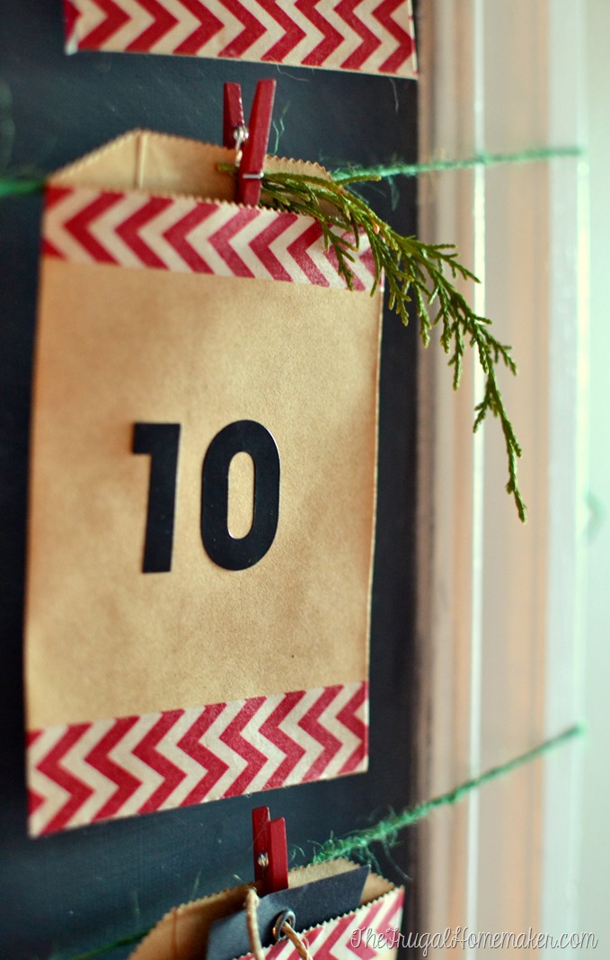 DIY Christmas Countdown Calendar (Advent Calendar)