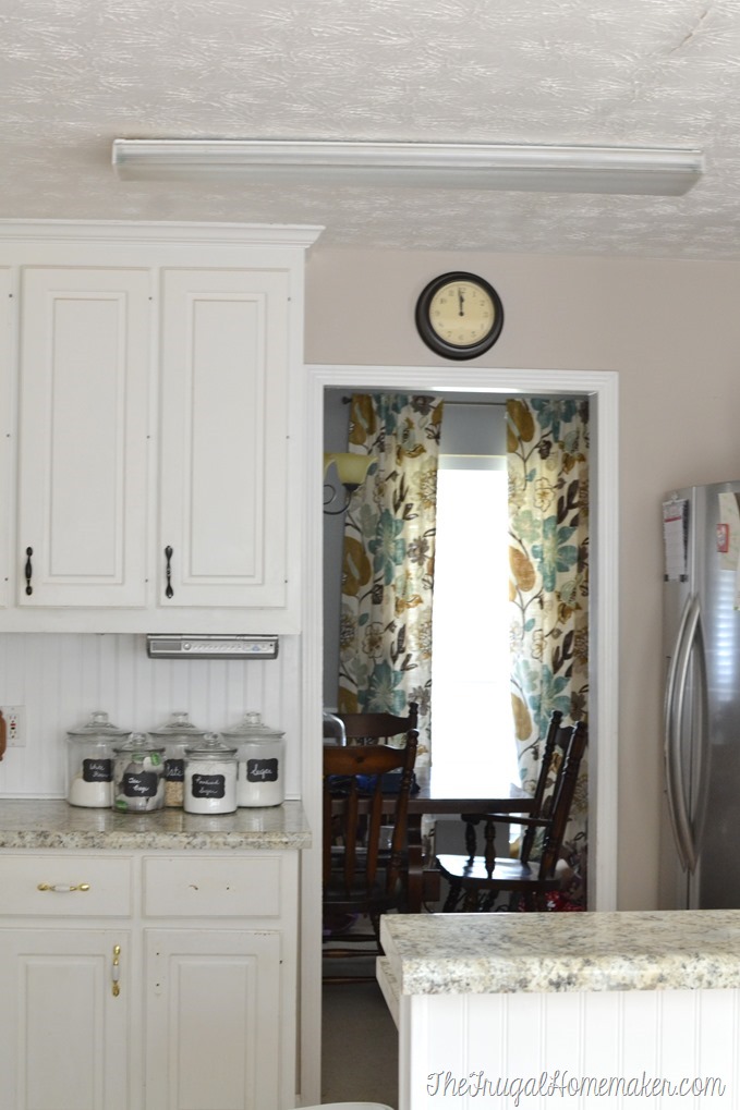 New $4.00 thrift store light fixture in the kitchen (Kitchen Makeover)