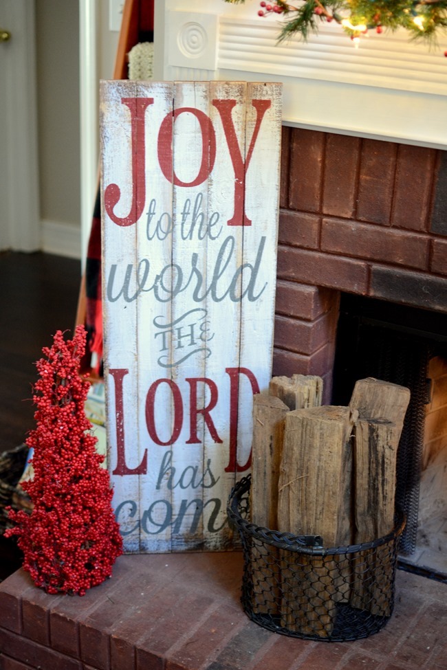Joy to the World pallet sign on Farmhouse Christmas mantel