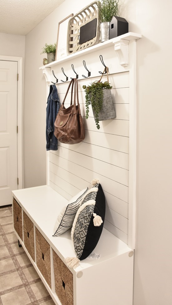 Diy Shiplap Hall Tree With Bench, Small Hall Tree Bench With Storage