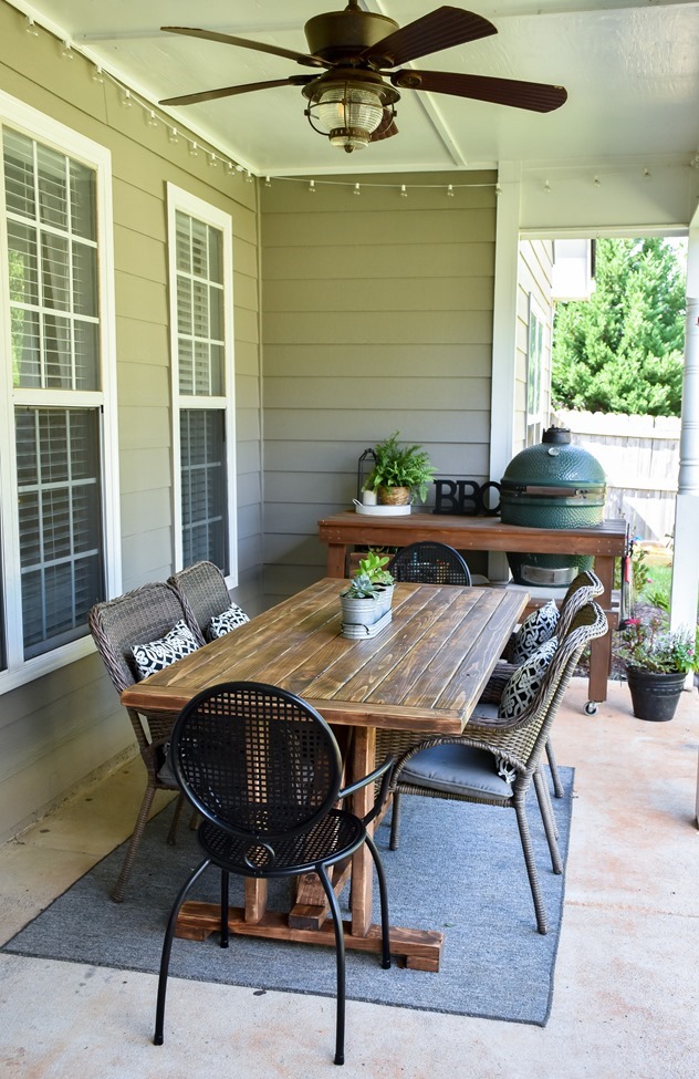 DIY Outdoor Farmhouse Patio Table made with 2x4's-4